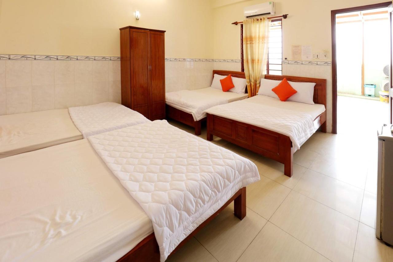 Cẩm Bình Hotel Vung Tau Esterno foto